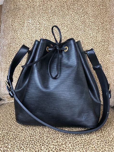 louis vuitton epi noe bucket bag black